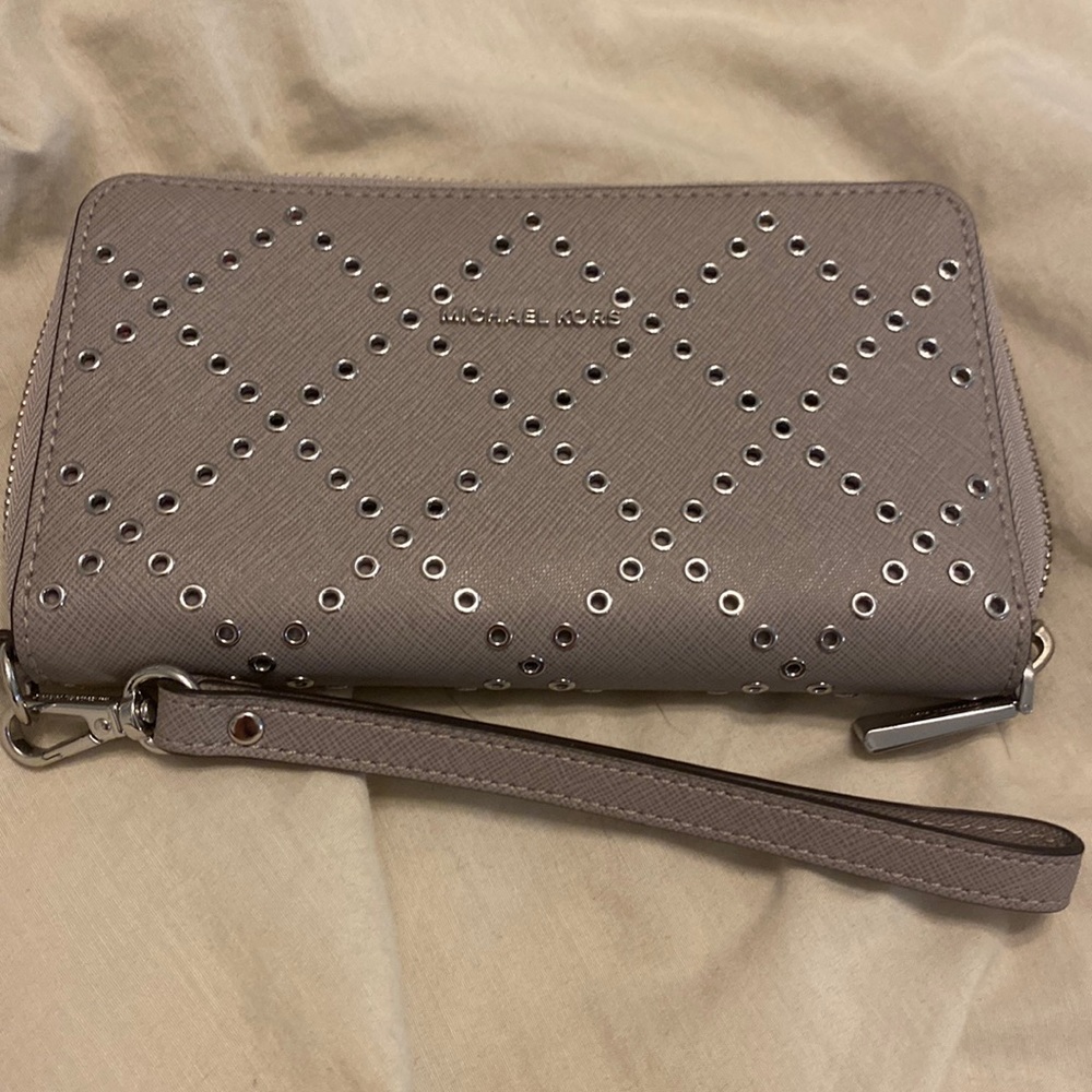 Michael KORS zip wallet